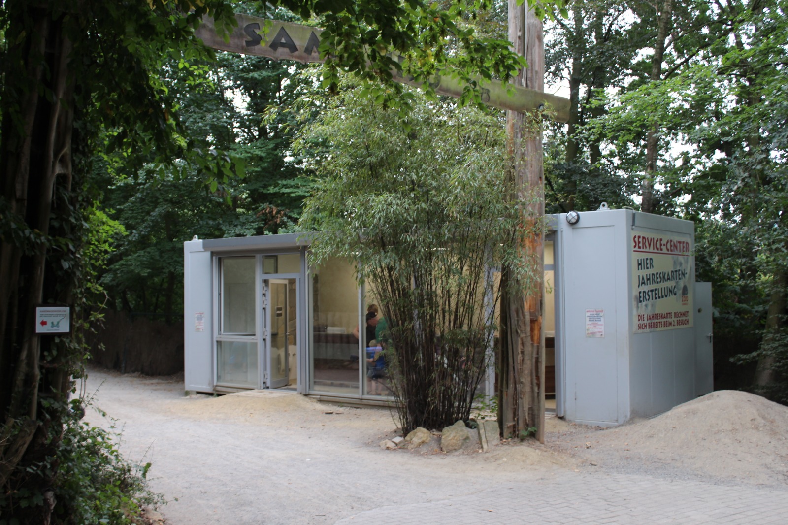 Service Center